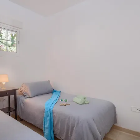 Oasis La Cala 2, Beautiful Terrace ,pools, Parking * La Cala De Mijas